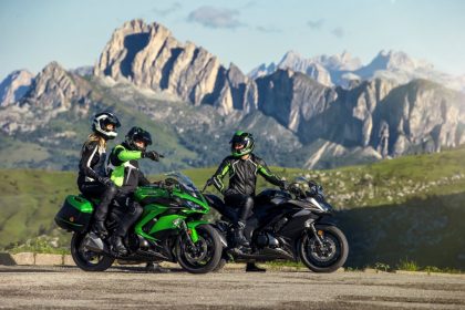 Kawasaki apresenta versões 2018 da Ninja 650 ABS e Ninja 1000