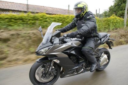 Dicas de Pilotagem sob condições adversas. Foto: Moto Adventure